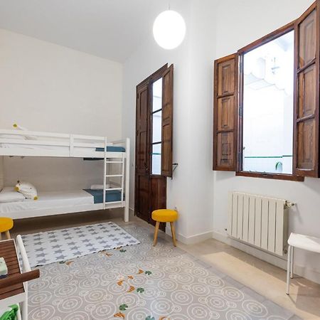 Florit Flats - Traditional House In El Cabanyal Apartment Valencia Bagian luar foto