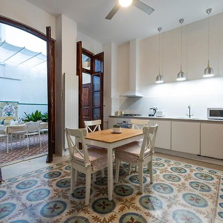 Florit Flats - Traditional House In El Cabanyal Apartment Valencia Bagian luar foto