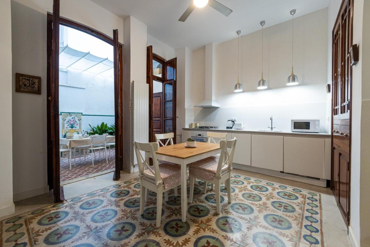 Florit Flats - Traditional House In El Cabanyal Apartment Valencia Bagian luar foto