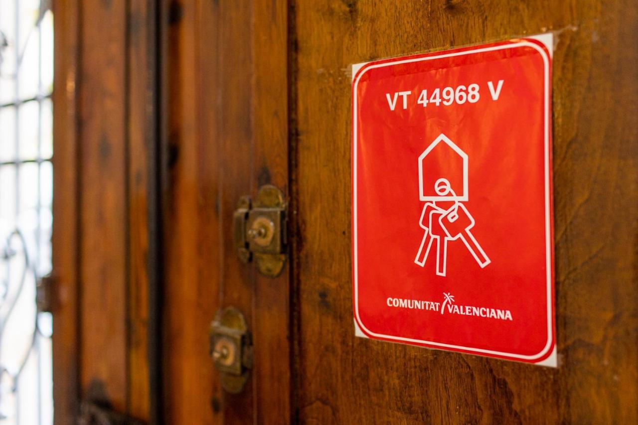 Florit Flats - Traditional House In El Cabanyal Apartment Valencia Bagian luar foto